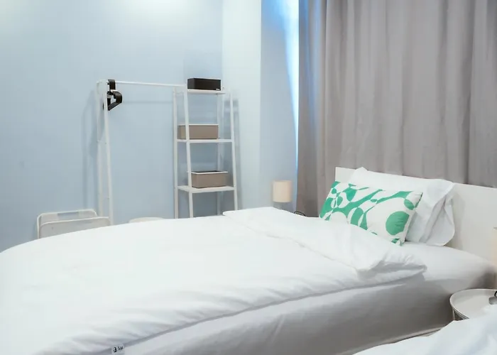 420 - Ekkamai Buds & Beds Banguecoque