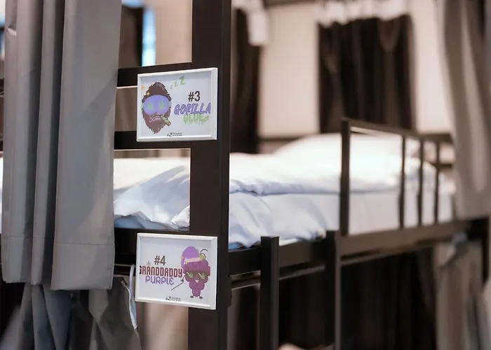 420 - Ekkamai Buds & Beds Albergue *