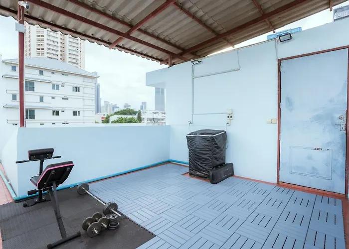 Albergue 420 - Ekkamai Buds & Beds Banguecoque