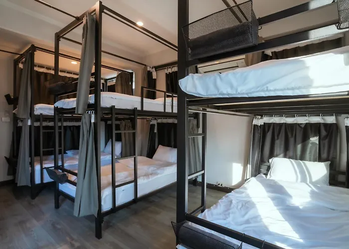 420 - Ekkamai Buds & Beds *